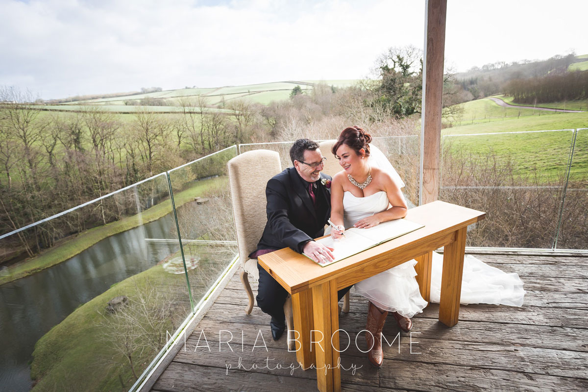 Winter Intimate Weddings